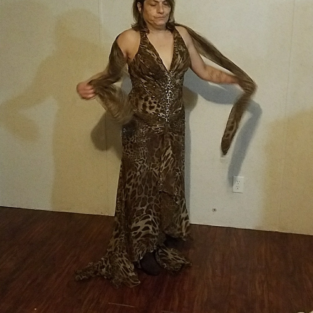 Tony bowls evening size 10